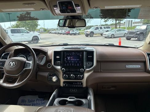 Used 2020 RAM 1500 Laramie AWD/4WD image 26