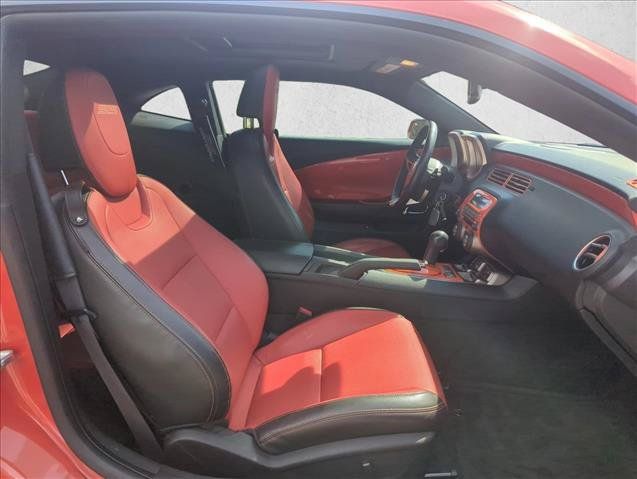 Used 2011 Chevrolet Camaro SS w/ Interior Accent Trim Package RWD image 16