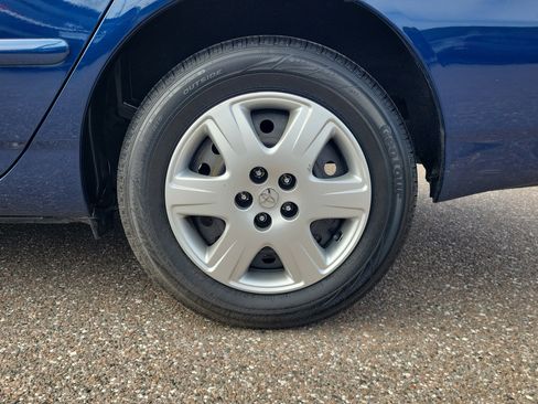 Used 2006 Toyota Corolla CE image 7