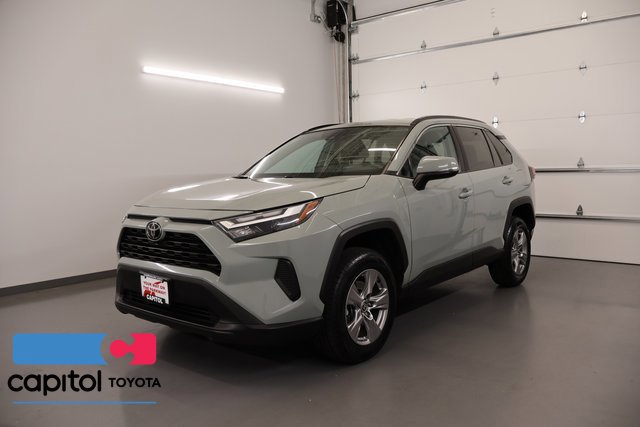 Used 2023 Toyota RAV4 XLE FWD image 6