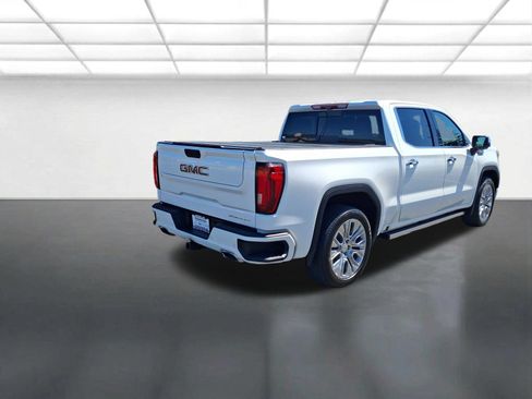 Used 2021 GMC Sierra 1500 Denali w/ Denali Ultimate Package AWD/4WD image 3