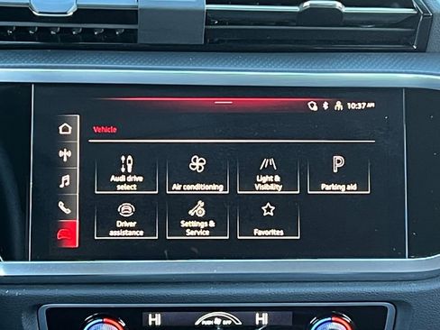 Used 2025 Audi Q3 2.0T Premium image 19