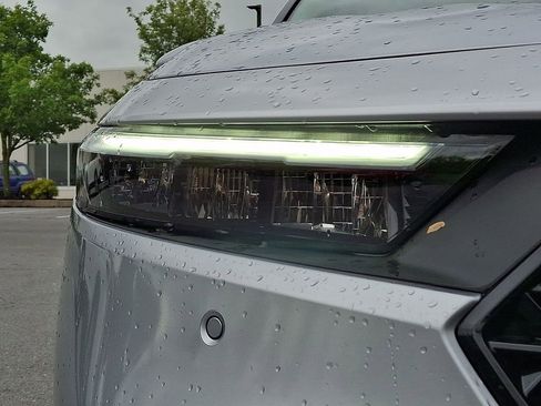 Used 2023 Honda Accord Touring image 12