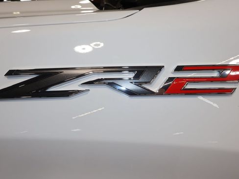 Used 2024 Chevrolet Silverado 1500 ZR2 w/ Technology Package AWD/4WD image 38