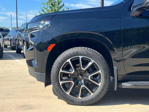 Used 2021 Chevrolet Tahoe RST w/ Luxury Package AWD/4WD image 8
