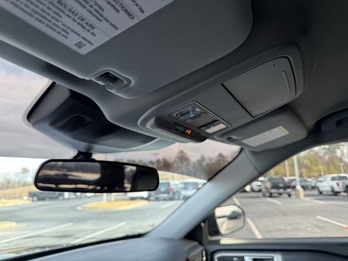 Certified 2023 Ford Explorer XLT w/ Equipment Group 202A image 21