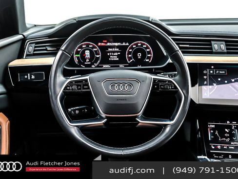 Used 2024 Audi Q8 e-tron Premium Plus w/ Premium Plus Package image 15