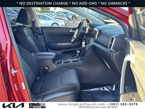 Used 2020 Kia Sportage LX image 17