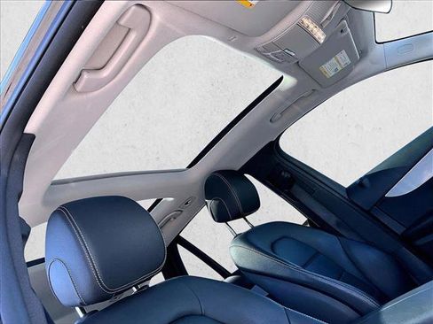 Used 2022 Mercedes-Benz GLC 300 GLC 300 image 17