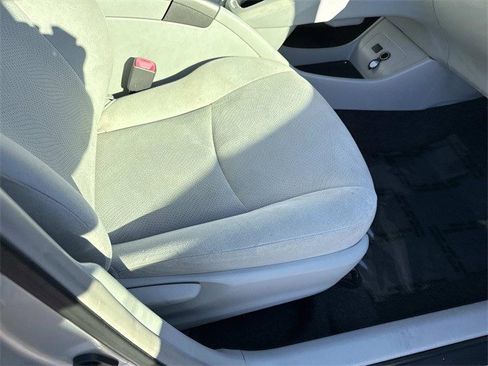Used 2013 Toyota Prius Two image 6