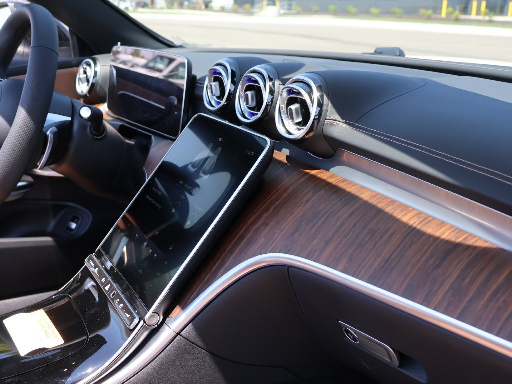 New 2027 Mercedes-Benz CLE 450 4MATIC Cabriolet image 9