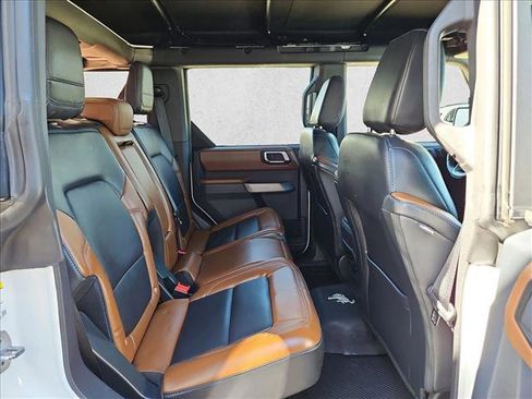 Used 2023 Ford Bronco Outer Banks w/ Sasquatch Package image 20