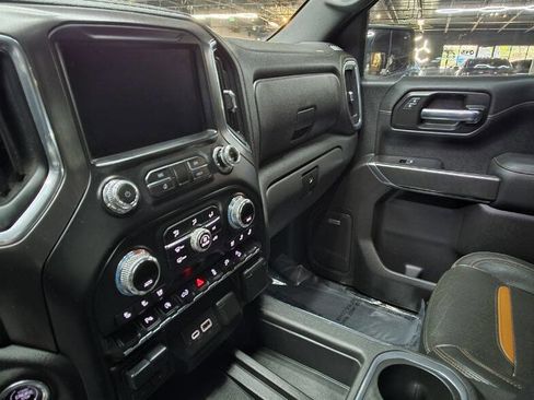 Used 2020 GMC Sierra 1500 AT4 w/ AT4 Premium Package AWD/4WD image 25