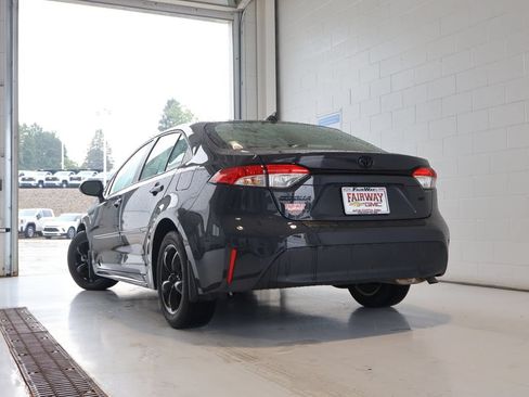 Used 2024 Toyota Corolla LE FWD image 32