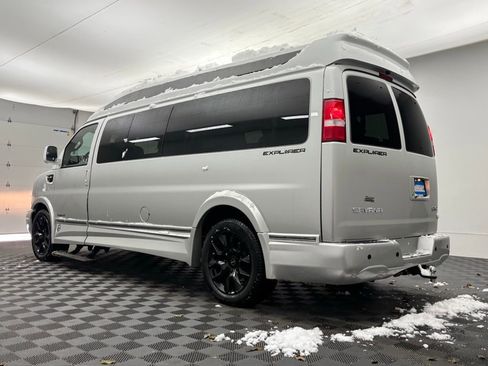 New 2025 GMC Savana 2500 Extended w/ Driver Convenience Package image 14