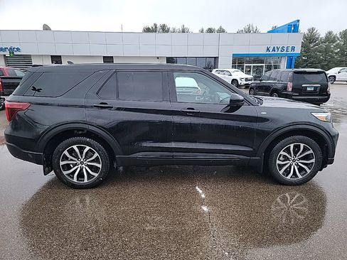 Used 2022 Ford Explorer ST-Line image 9