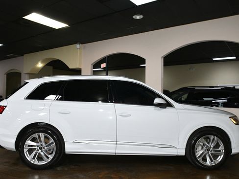 Used 2023 Audi Q7 3.0T Prestige w/ Prestige Package image 52
