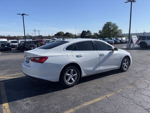 Used 2016 Chevrolet Malibu LS FWD image 3