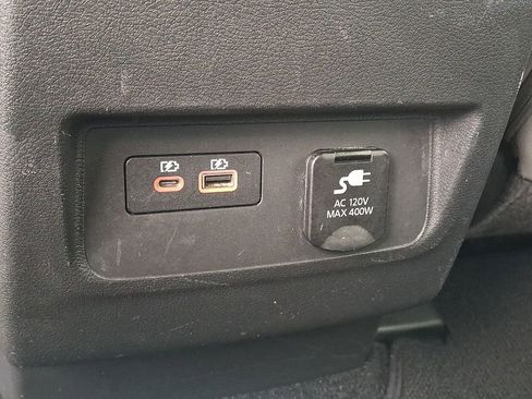 Certified 2022 Nissan Frontier SV image 12