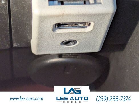 Used 2012 Chevrolet Equinox LT w/ Driver Convenience Package image 25