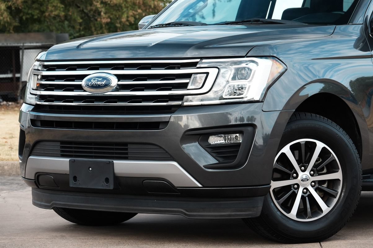 Used 2018 Ford Expedition XLT w/ Equipment Group 201A RWD image 21