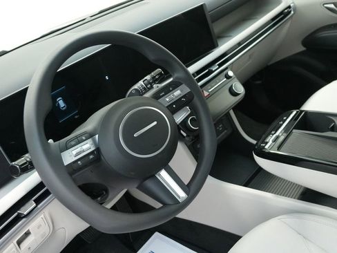 New 2026 Hyundai Tucson Blue SE image 13