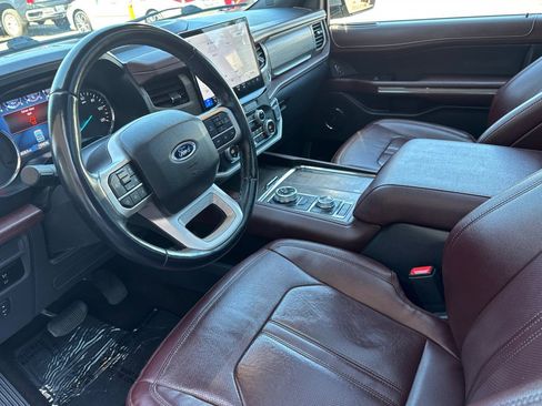 Used 2022 Ford Expedition Max Limited AWD/4WD image 11