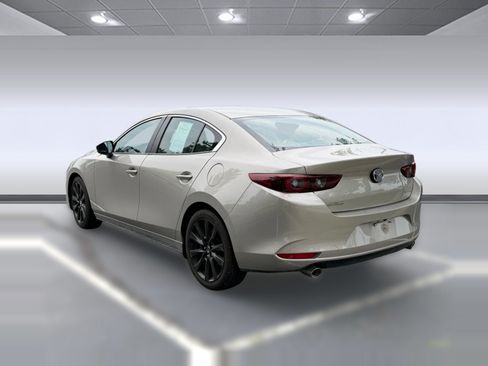 Used 2025 MAZDA MAZDA3 s FWD image 3