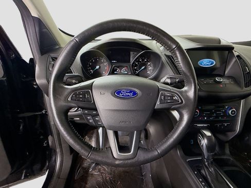 Used 2019 Ford Escape SEL image 13