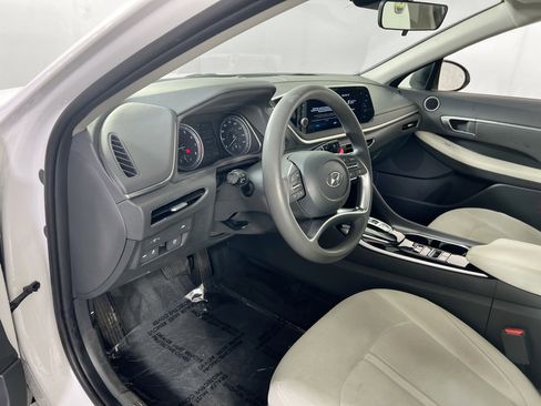Used 2023 Hyundai Sonata SEL FWD image 9