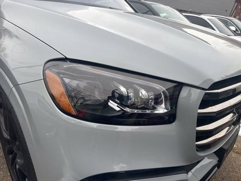 Used 2024 Mercedes-Benz GLS 580 GLS 580 image 2