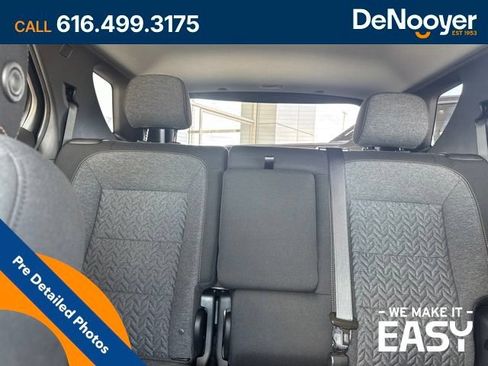 Used 2022 Chevrolet Equinox LT FWD image 15