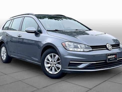 Used 2019 Volkswagen Golf S FWD image 2