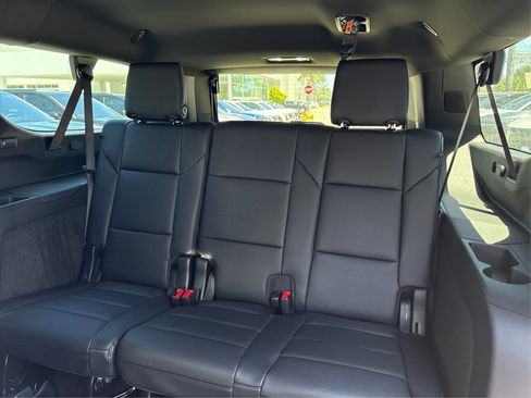 New 2026 Cadillac Escalade ESV 4WD image 12