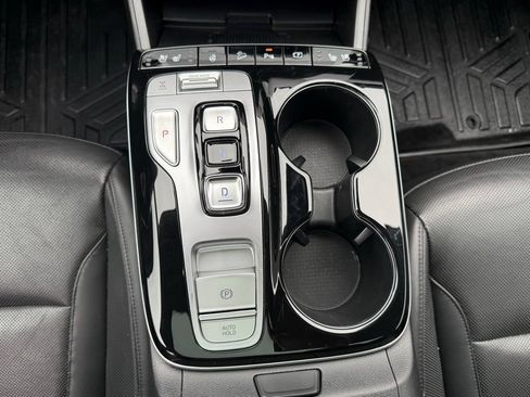 Certified 2022 Hyundai Tucson Limited AWD/4WD image 30