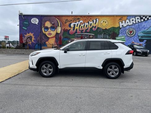 Used 2024 Toyota RAV4 LE AWD/4WD image 2