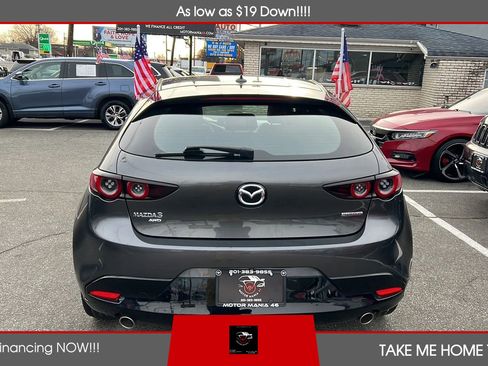 Used 2019 MAZDA MAZDA3 AWD Hatchback w/ Premium Pkg image 4