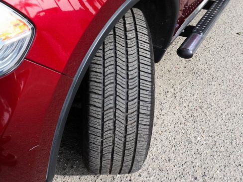 Used 2019 Dodge Durango SXT image 41