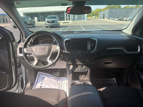 Used 2021 GMC Terrain SLE w/ Driver Convenience Package FWD image 15