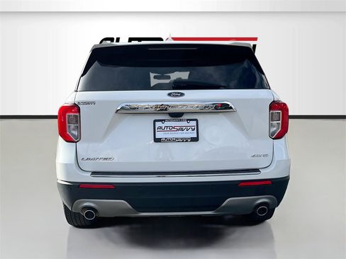 Used 2022 Ford Explorer Limited w/ Equipment Group 301A image 6