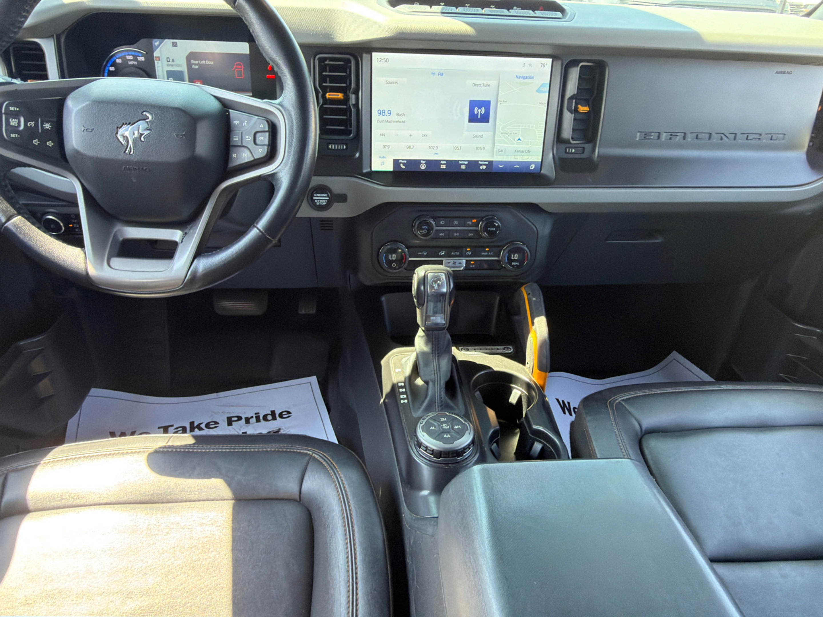 Used 2023 Ford Bronco Badlands AWD/4WD image 14