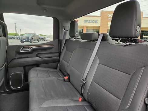 Certified 2022 Chevrolet Silverado 1500 LT RWD image 11