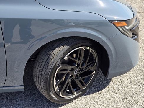 New 2026 Nissan Sentra SR w/ SR Premium Package FWD image 6