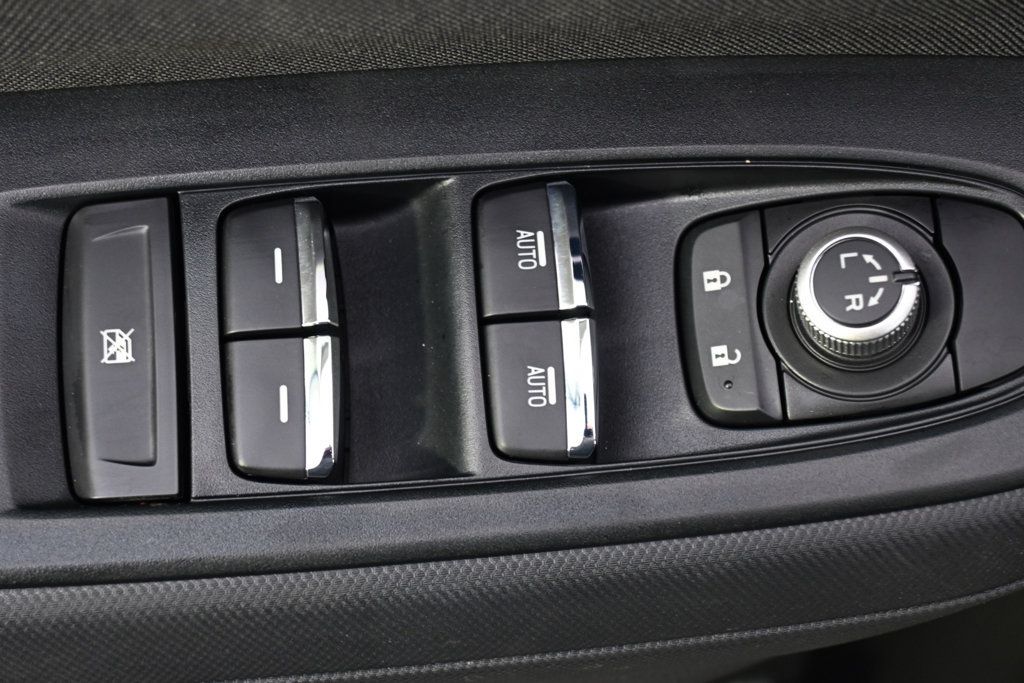 Certified 2025 Subaru Forester Premium AWD/4WD image 23