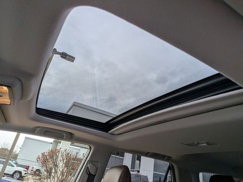 Used 2022 Toyota 4Runner Limited image 15