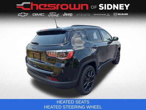 Used 2025 Jeep Compass Latitude w/ Altitude Special Edition AWD/4WD image 5