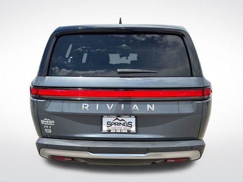Used 2024 Rivian R1S Adventure AWD/4WD image 4