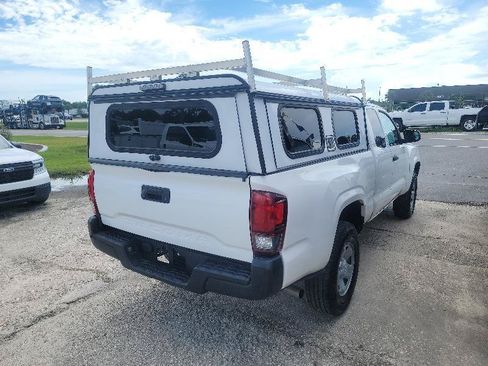 Used 2022 Toyota Tacoma SR RWD image 7