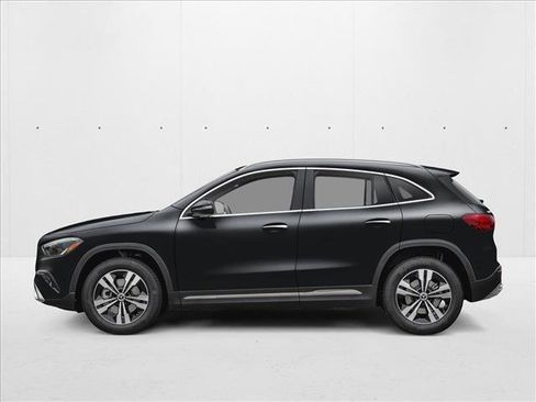 Certified 2025 Mercedes-Benz GLA 250 GLA 250 image 3