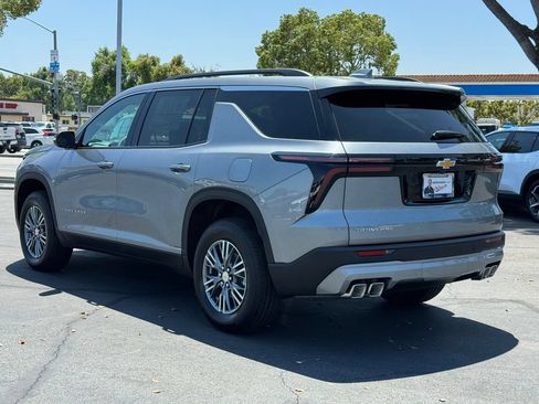 New 2026 Chevrolet Traverse LT FWD image 4